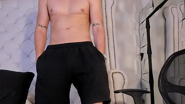 Snapshot of Karimferrer chatting on 27, 3, 2026 Karimferrer online show from 27, 3, 2026