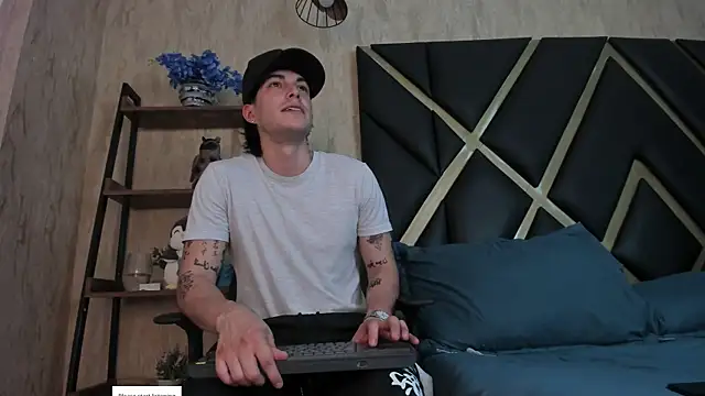 Snapshot of Karimferrer chatting on 2, 4, 2026 Karimferrer online show from 2, 4, 2026