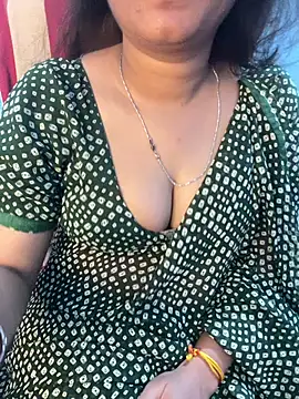 Snapshot of Spicy_sari_girl chatting on 28, 7, 2026 Spicy sari girl online show from 28, 7, 2026