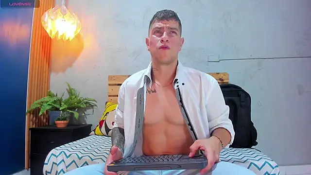 Snapshot of french_sexx chatting on 15, 2, 2025 french sexx online show from 15, 2, 2025