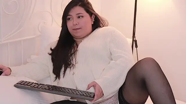 Snapshot of Adia_ chatting on 14, 2, 2025 Adia online show from 14, 2, 2025