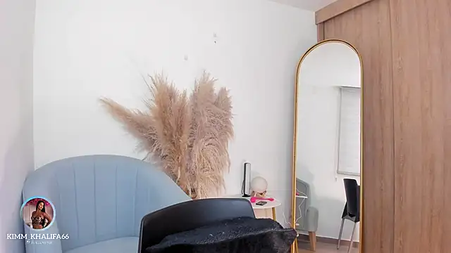 Kimm khalifa online show from 11, 10, 2025