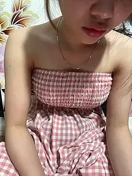 Baby-sexytit99 online show from 3, 6, 2026