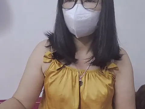 Snapshot of MaiHuong77 chatting on 6, 11, 2025 MaiHuong77 online show from 6, 11, 2025