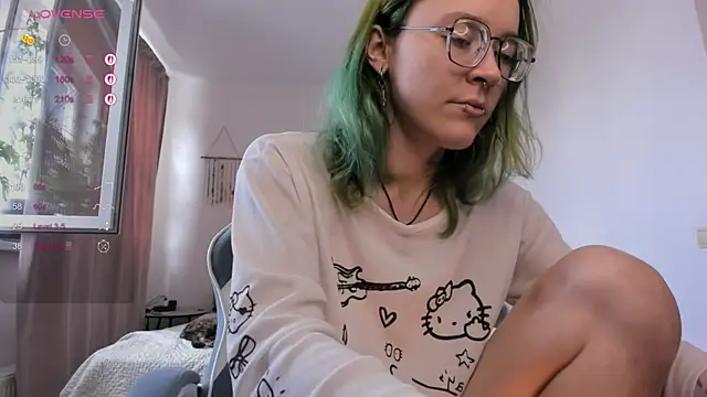 alisahug online show from 15, 7, 2026
