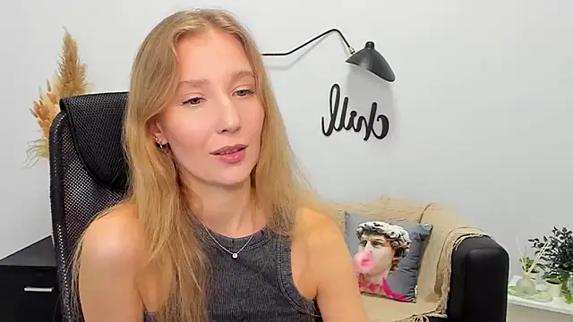 Snapshot of LolaWilsons chatting on 30, 1, 2025 LolaWilsons online show from 30, 1, 2025