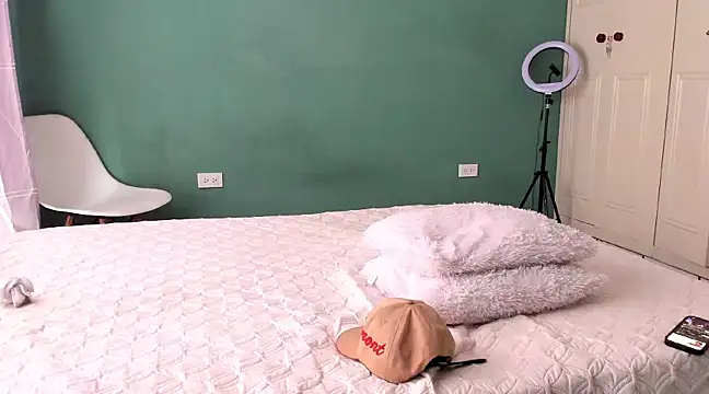 Chandler ken online show from 10, 2, 2025