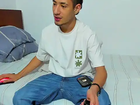 Chandler ken online show from 19, 12, 2025