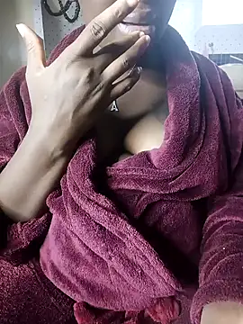 smileyboobs1 online show from 24, 3, 2026