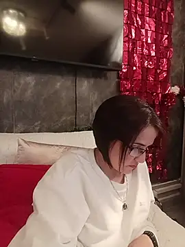 Snapshot of IsisBlake chatting on 21, 11, 2025 IsisBlake online show from 21, 11, 2025