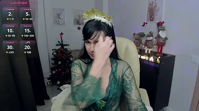 Snapshot of Julia__Frey chatting on 2, 1, 2025 Julia Frey online show from 2, 1, 2025