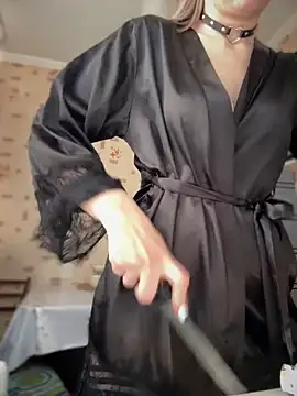 Snapshot of Crazy-Rosa chatting on 15, 2, 2025 Crazy-Rosa online show from 15, 2, 2025