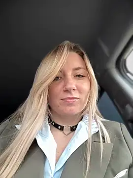 Snapshot of Crazy-Rosa chatting on 7, 3, 2025 Crazy-Rosa online show from 7, 3, 2025