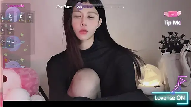 Snapshot of O0_0Q chatting on 13, 12, 2024 O0 0Q online show from 13, 12, 2024