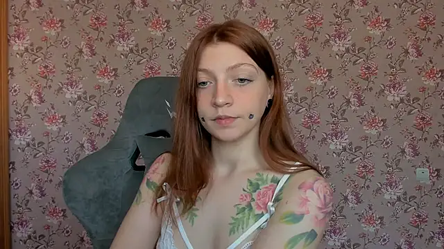 Snapshot of Lolly_Haze chatting on 19, 6, 2026 Lolly Haze online show from 19, 6, 2026