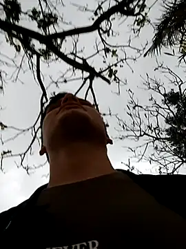 Snapshot of _Ottis_ chatting on 15, 3, 2025 Ottis online show from 15, 3, 2025