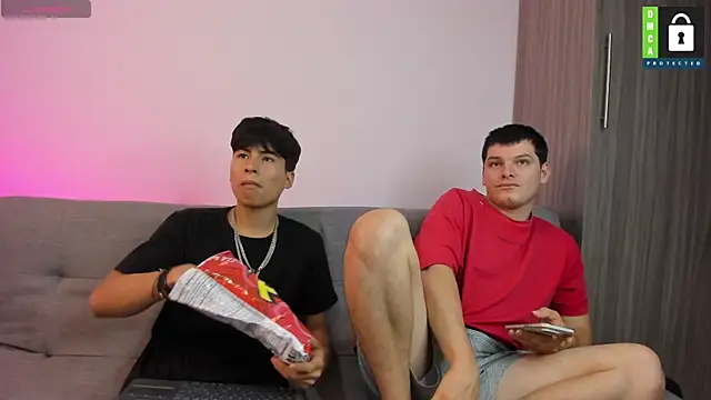 Snapshot of _Ottis_ chatting on 14, 1, 2026 Ottis online show from 14, 1, 2026