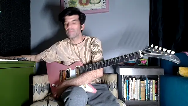 FlannelDong online show from 19, 11, 2025