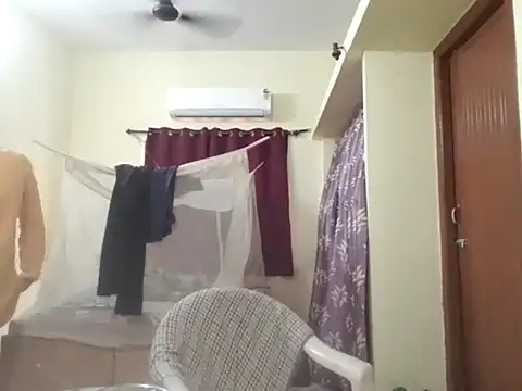 Snapshot of THE_NAKED_BOY chatting on 17, 10, 2025 THE NAKED BOY online show from 17, 10, 2025