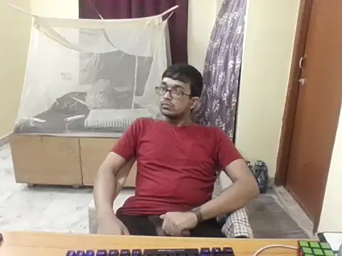 Snapshot of THE_NAKED_BOY chatting on 27, 2, 2026 THE NAKED BOY online show from 27, 2, 2026