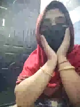 kirti  arora online show from 12, 12, 2024