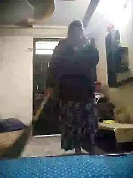 kirti  arora online show from 1, 2, 2025