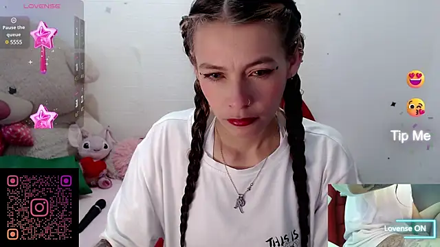Snapshot of sweetlittlelisa chatting on 9, 12, 2024 sweetlittlelisa online show from 9, 12, 2024