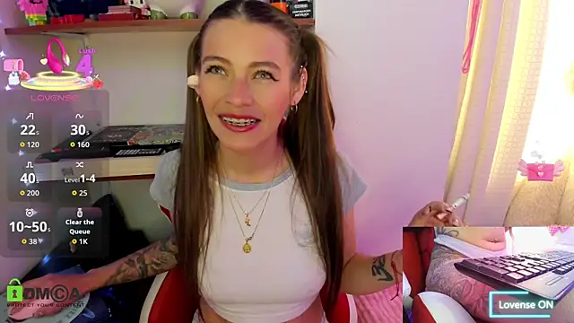 Snapshot of sweetlittlelisa chatting on 30, 9, 2025 sweetlittlelisa online show from 30, 9, 2025