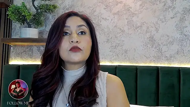 MonicaMoret online show from 19, 5, 2026