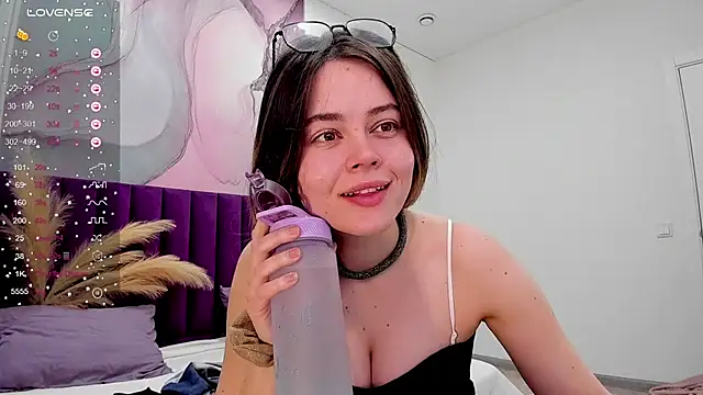 Snapshot of Kelly_Cuutie chatting on 25, 1, 2025 Kelly Cuutie online show from 25, 1, 2025