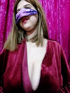 LoNa-daloua online show from 2, 4, 2026