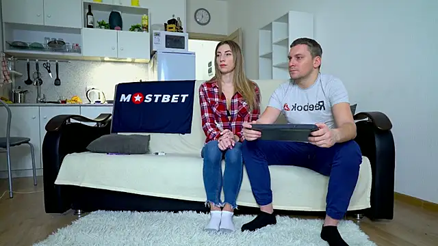 Snapshot of littlesweettifany chatting on 25, 12, 2024 littlesweettifany online show from 25, 12, 2024