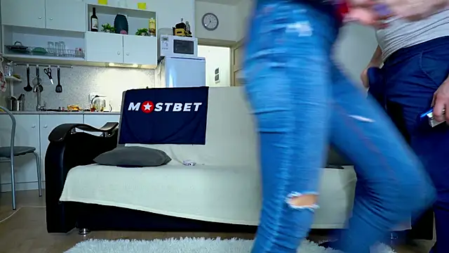 Snapshot of littlesweettifany chatting on 26, 12, 2024 littlesweettifany online show from 26, 12, 2024