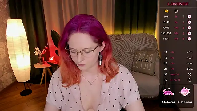 Aemilia  online show from 13, 1, 2025