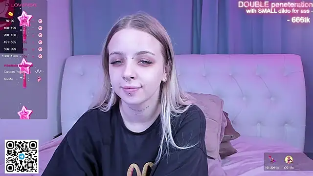 Alice Halle online show from 11, 11, 2025