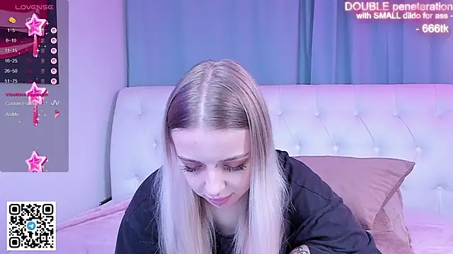 Alice Halle online show from 12, 11, 2025