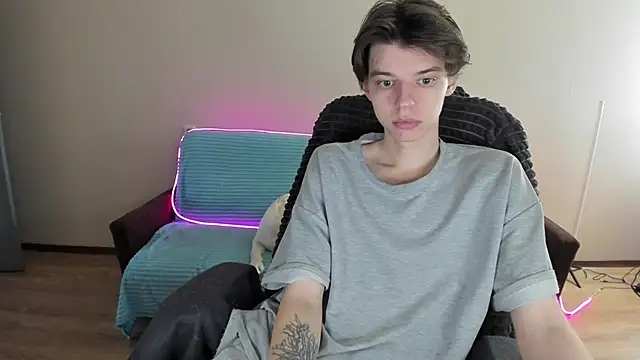 Liam sexy1 online show from 18, 12, 2024
