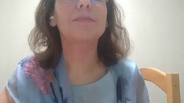 HollyJewel online show from 4, 12, 2025