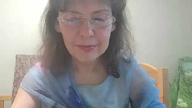 Snapshot of HollyJewel chatting on 1, 6, 2026 HollyJewel online show from 1, 6, 2026