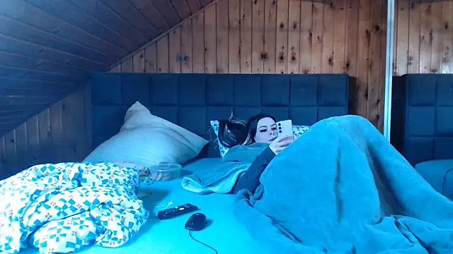 Snapshot of BoeseMoni1998 chatting on 7, 3, 2025 BoeseMoni1998 online show from 7, 3, 2025