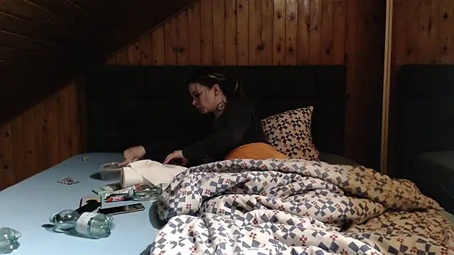 Snapshot of BoeseMoni1998 chatting on 9, 3, 2025 BoeseMoni1998 online show from 9, 3, 2025