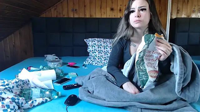 Snapshot of BoeseMoni1998 chatting on 17, 3, 2025 BoeseMoni1998 online show from 17, 3, 2025