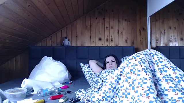 Snapshot of BoeseMoni1998 chatting on 9, 9, 2025 BoeseMoni1998 online show from 9, 9, 2025