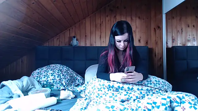 Snapshot of BoeseMoni1998 chatting on 9, 10, 2025 BoeseMoni1998 online show from 9, 10, 2025