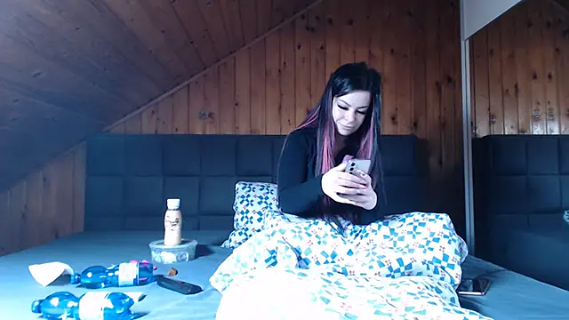 Snapshot of BoeseMoni1998 chatting on 17, 11, 2025 BoeseMoni1998 online show from 17, 11, 2025