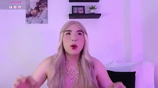 Snapshot of meloddysky chatting on 3, 2, 2025 meloddysky online show from 3, 2, 2025