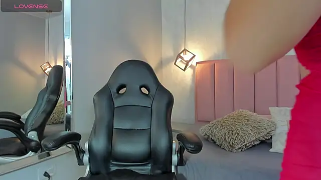 Snapshot of SUNNYCYRUS chatting on 20, 2, 2026 SUNNYCYRUS online show from 20, 2, 2026