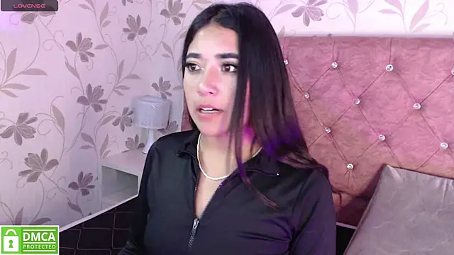 Snapshot of Susy_thomson chatting on 6, 12, 2024 Susy thomson online show from 6, 12, 2024