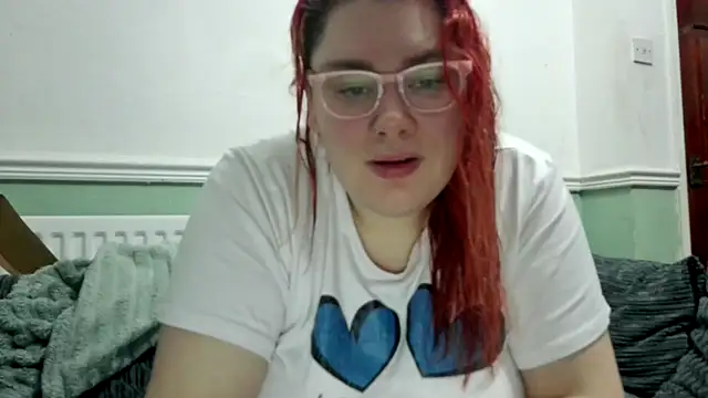 Bustycurves online show from 29, 12, 2024