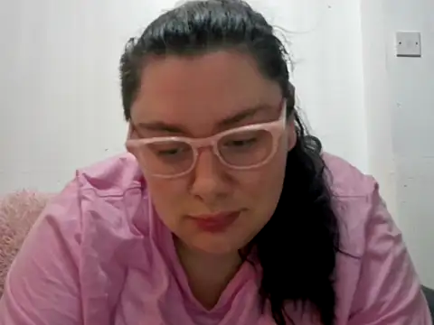 Bustycurves online show from 2, 10, 2025